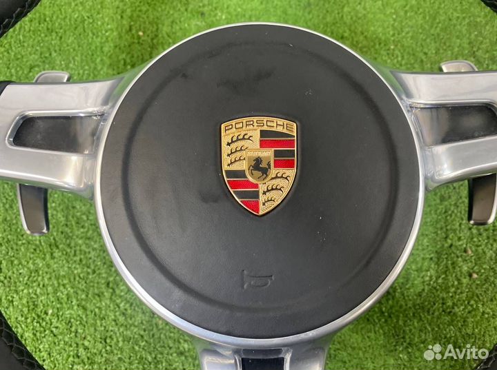 Руль Porsche 911 991
