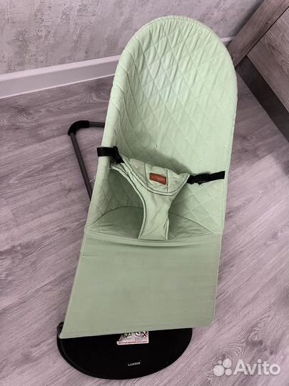 Шезлонг для новорожденных