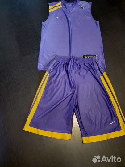 Баскетбольная форма Nike