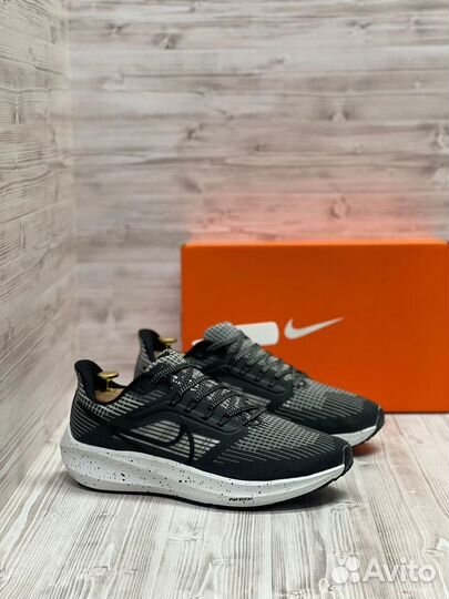 Кроссовки Nike Air Zoom