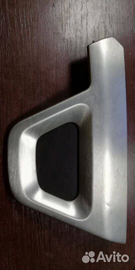 Декоративная накладка торпедо левая Land Rover 4