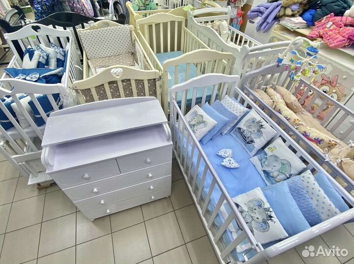 Детская кроватка
