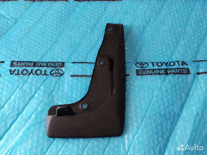 Брызговик Рав 4 -4 передний правый 13-15