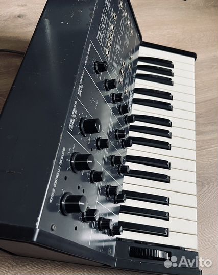 Синтезатор Korg Ms 10