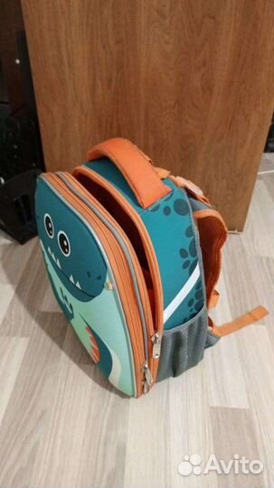Школьный рюкзак