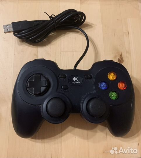 Джостик/геймпад Logitech Usb