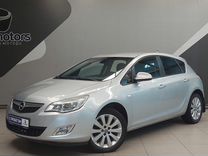 Opel Astra 1.6 MT, 2011, 226 000 км, с пробегом, цена 699 000 руб.