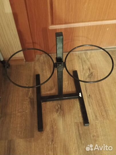 Подставка для мисок