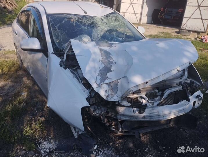 Nissan Almera 1.6 AT, 2014, битый, 122 000 км