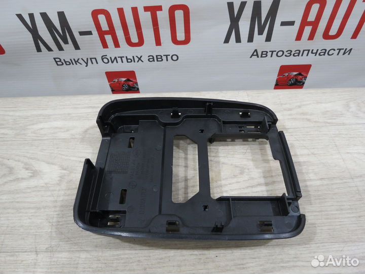 Кронштейн плафона Renault Kaptur