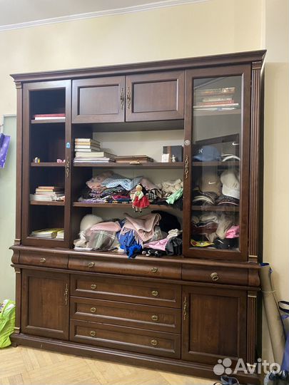 Дубовый шкаф