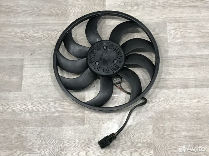 Вентилятор радиатора на bmw f10