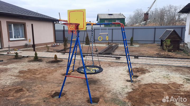 Спорткомплекс уличный с качелями гнездо и кольцом