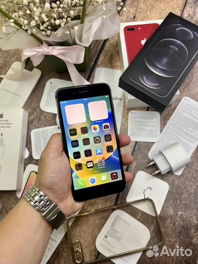 iPhone 8 Plus, 256 ГБ
