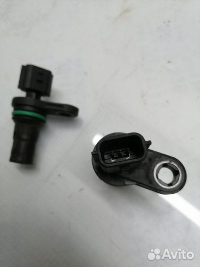 Датчик распредвала Nissan Juke HR16DE