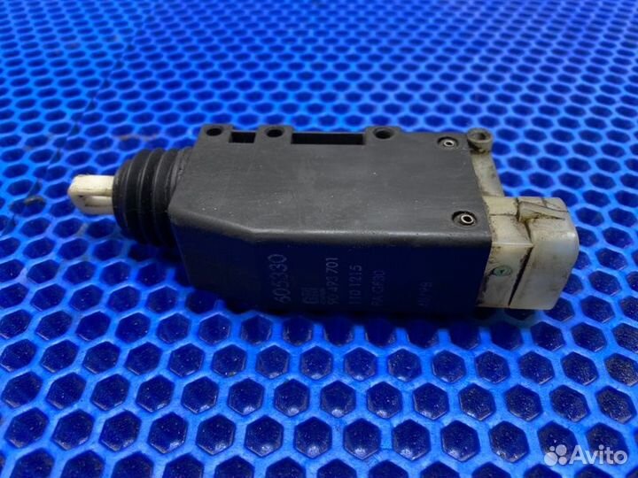 Активатор замка двери Opel Corsa B 1.2 1999