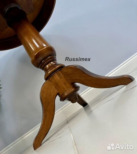 Столик кофейный круглый из массива