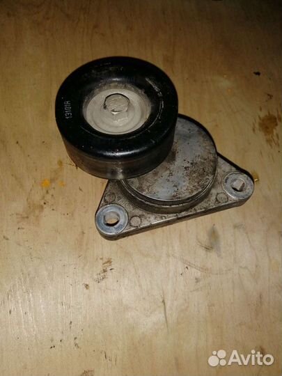Натяжитель ролика грм Chevrolet Cruze