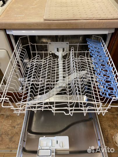Посудомоечная машина Indesit