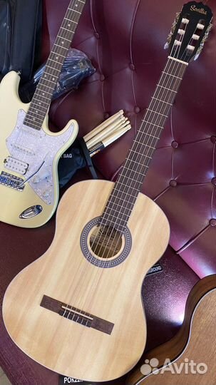 Гитаа классическая Sevillia IC-100