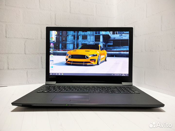 Ноутбук Lenovo i5/8Gb/SSD/2 видеокарты