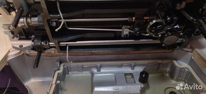 Швейная промышленная машинка