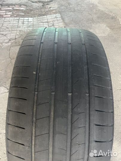 Bridgestone Turanza T005 285/35 R22