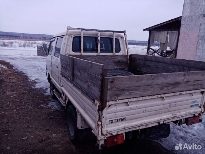 Mazda Bongo Brawny 2.5 МТ, 1998, 200 000 км