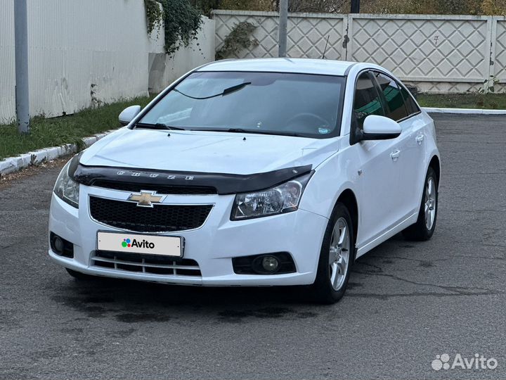 Chevrolet Cruze 1.6 МТ, 2011, 217 000 км