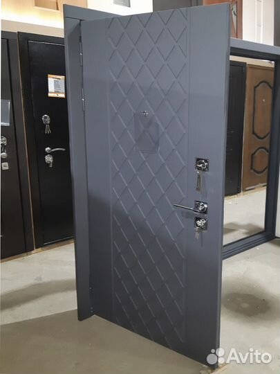 Дверь Гарда S18 Зеркало входная