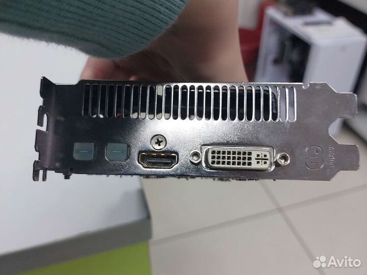 Видеокарта hd7770