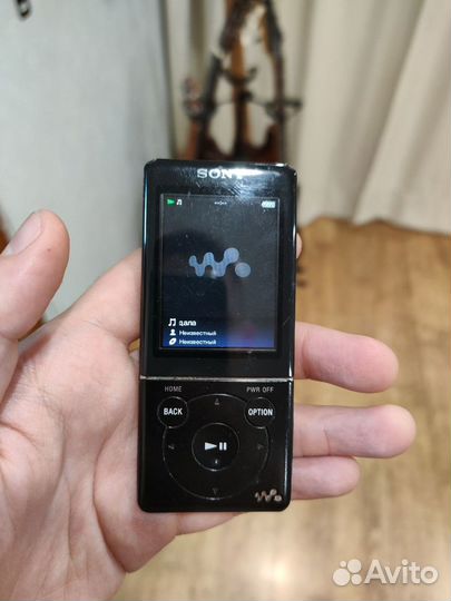 MP3 плеер Sony Walkman NWZ-E473