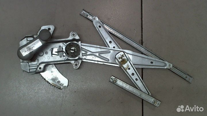 Стеклоподъемник механический Nissan Micra K11E, 19