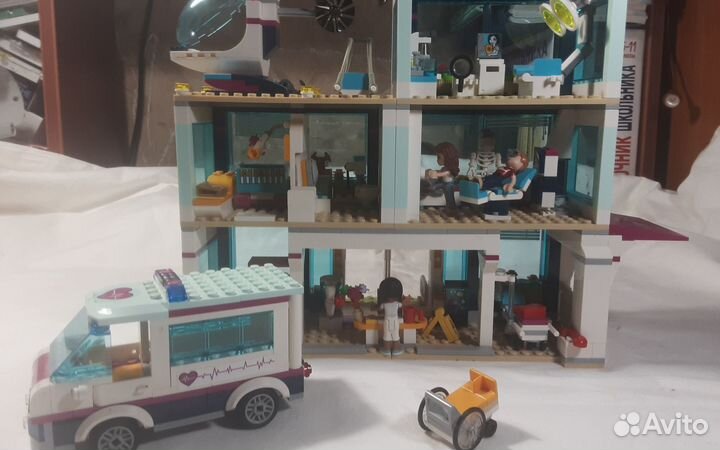 Lego friends 41318 Госпиталь