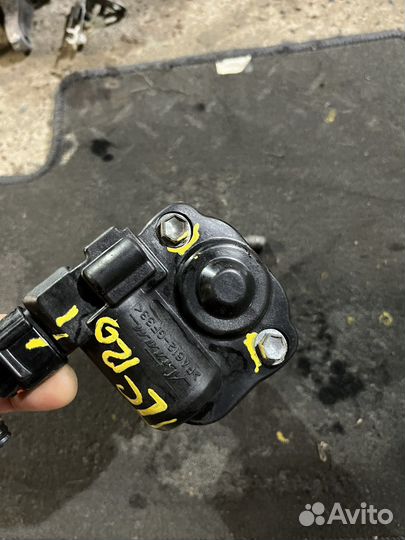 Заслонка дроссельная Toyota Land Cruiser Prado 120