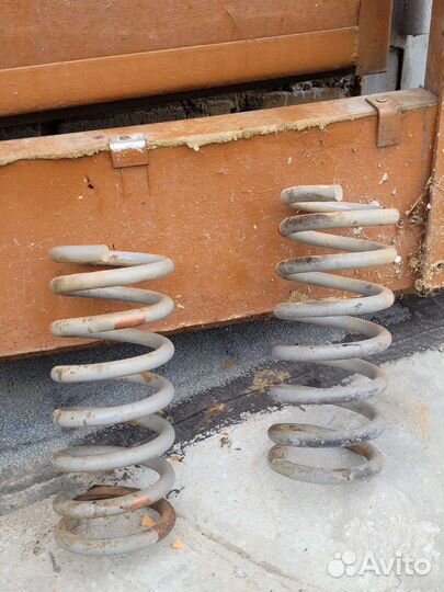 Пружины передние от нивы 21214