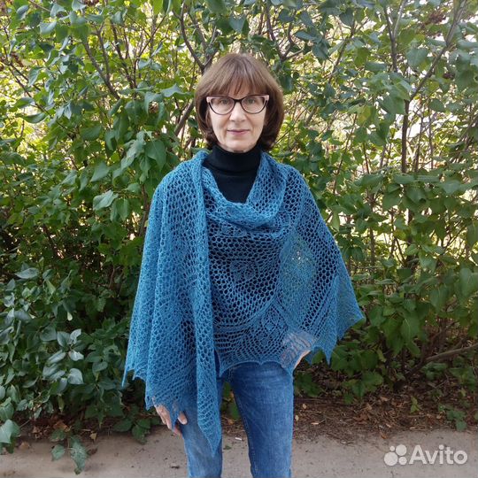 Шаль вязаная