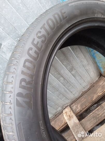 Bridgestone Alenza 001 275/50 R22