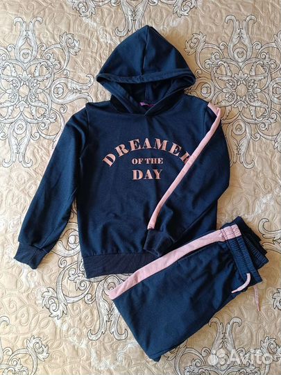 Спортивный костюм для девочек на рост 134