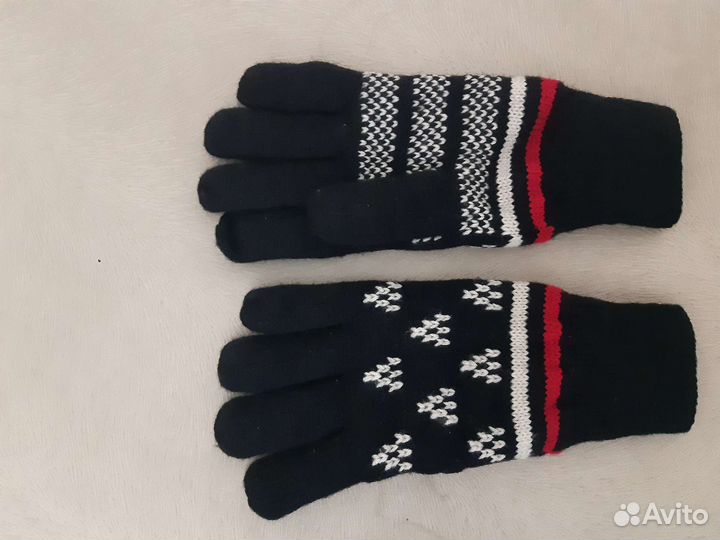 Комплект шапка шарф и перчатки