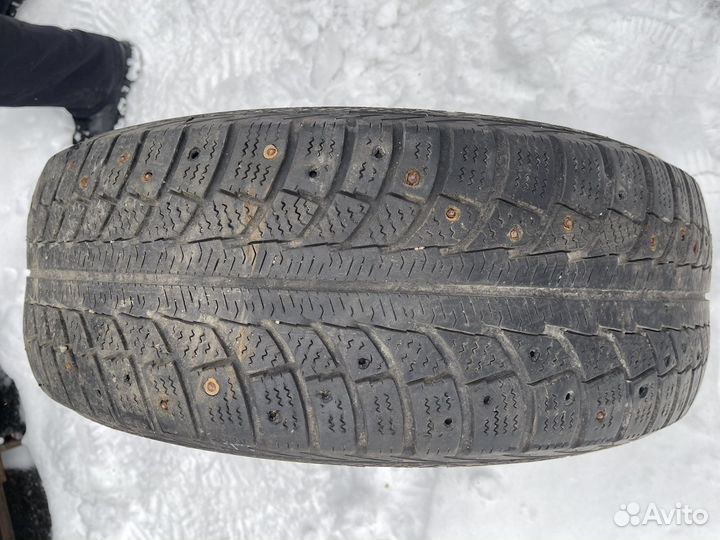 Gislaved Nord Frost 5 235/65 R17 108T