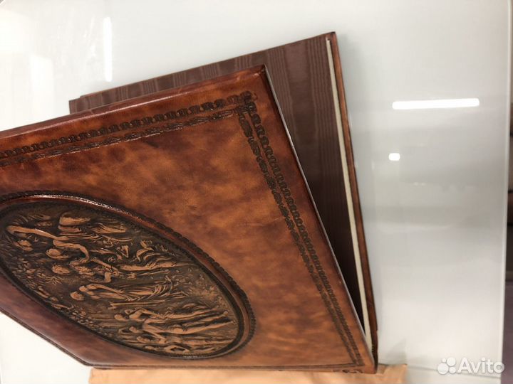 Альбом из кожи для фото