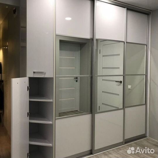 Шкаф белый в спальню