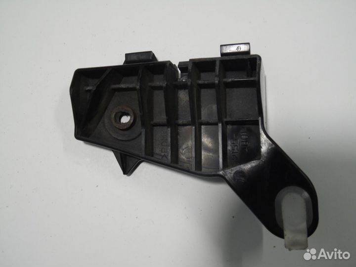 Кронштейн заднего бампера правый Лексус рх 350