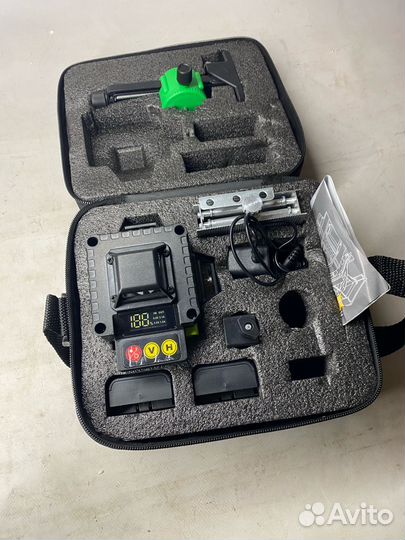 Лазерный нивелир