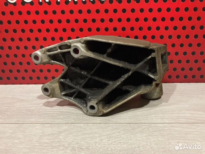 Кронштейн двигателя Bmw X3 G01 2018