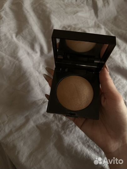 Laura mercier бронзер