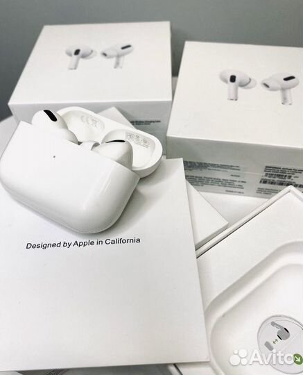 AirPods Pro (Активное шумоподавление )
