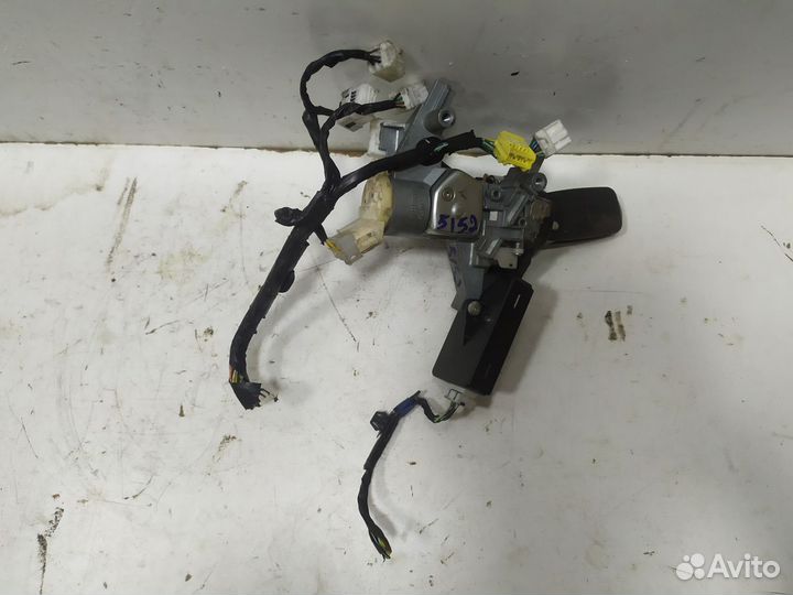 Замок зажигания Mitsubishi Outlander