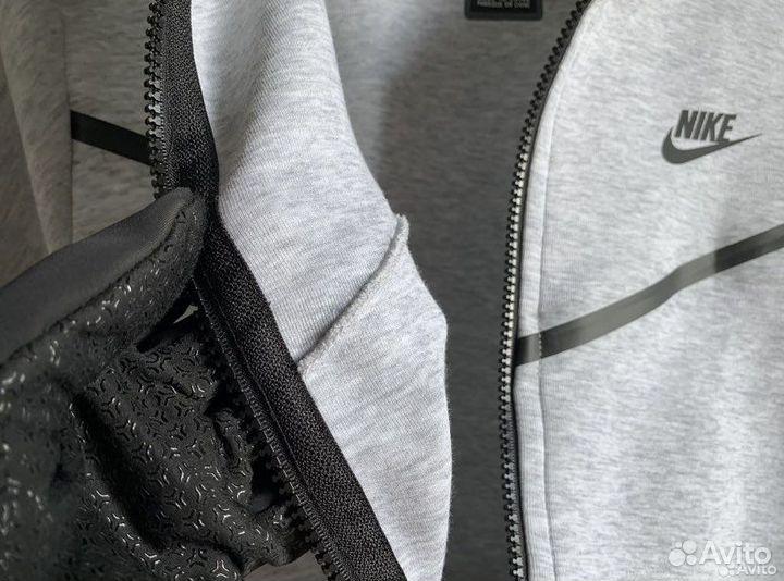 Nike tech fleece